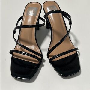 🌷 DV BY Dolce Vita Swan Strappy Heels